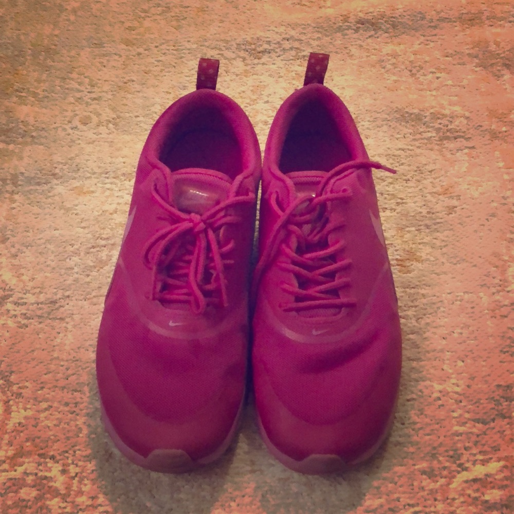 Fuchsia Nike Air Max Thea—PRICE DROP!!